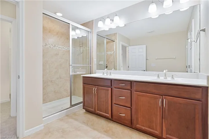 3889  Tilbor  CIR, Fort Myers, FL 33916