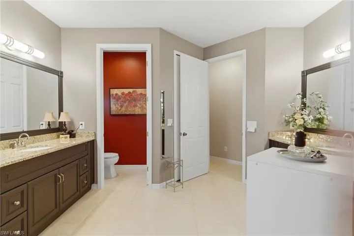 Your private retreat—relax and unwind in a beautifully designed master bath.