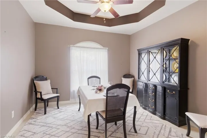 Where every meal feels special—light-filled, stylish, and connected to the heart of the home.