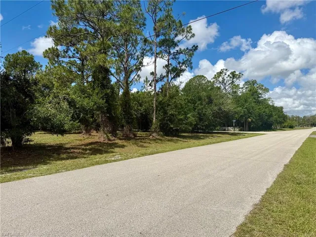 8270 Ebson Dr, North Fort Myers, Florida 33917