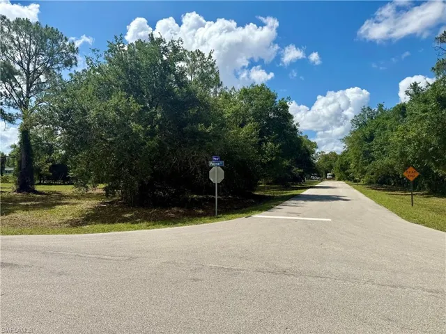 8270 Ebson Dr, North Fort Myers, Florida 33917