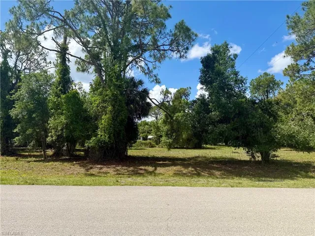 8270 Ebson Dr, North Fort Myers, Florida 33917