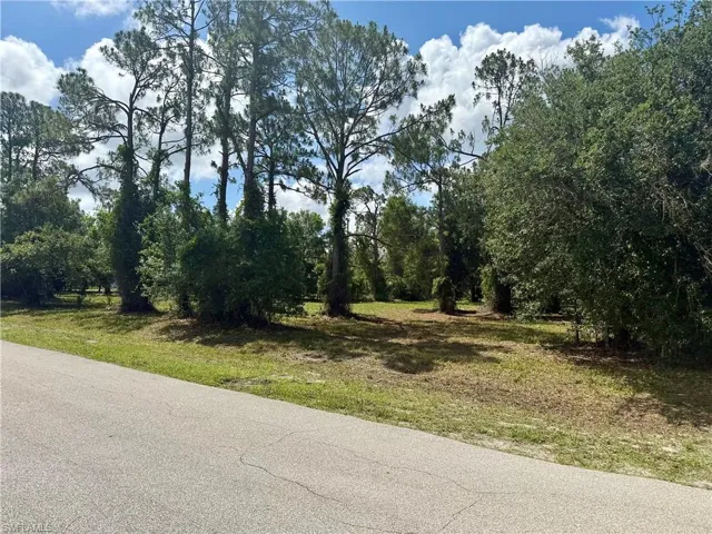 8270 Ebson Dr, North Fort Myers, Florida 33917