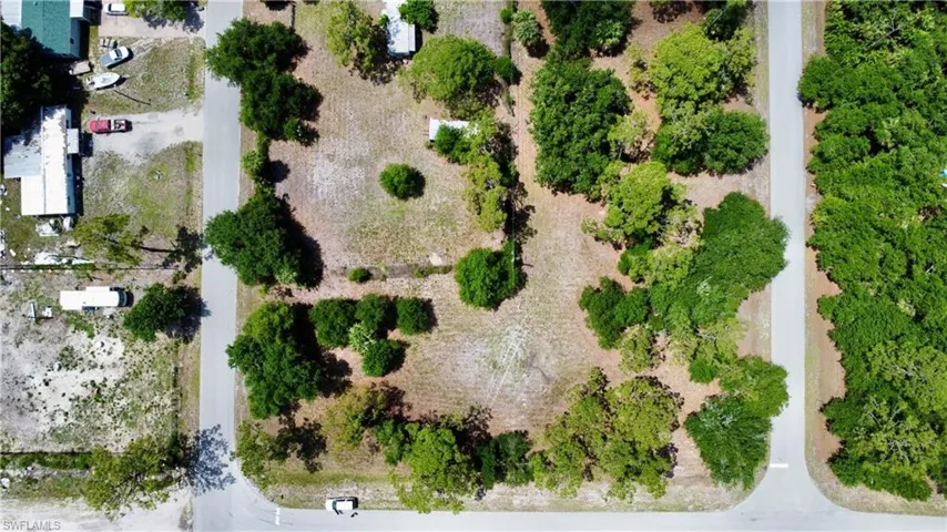 8270 Ebson Dr, North Fort Myers, Florida 33917