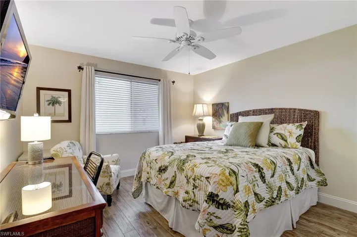 Guest bedroom