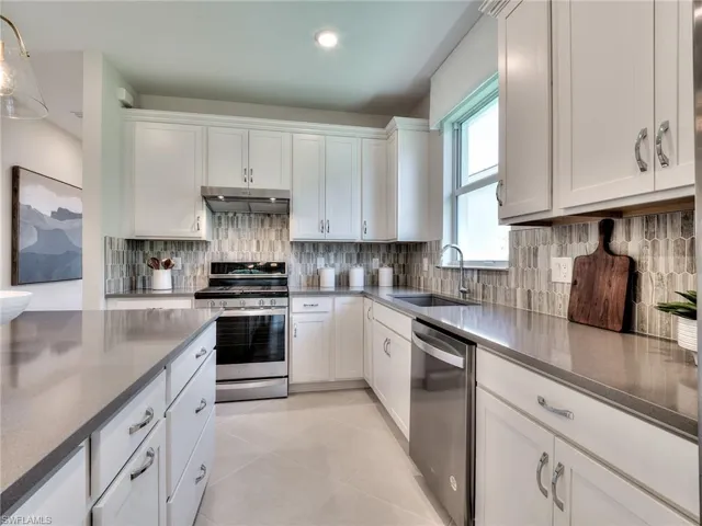 Photos are from the furnished model. Options for this home may vary