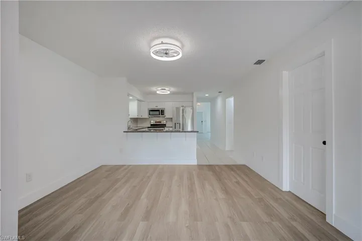 7337  Albany  RD, Fort Myers, FL 33967