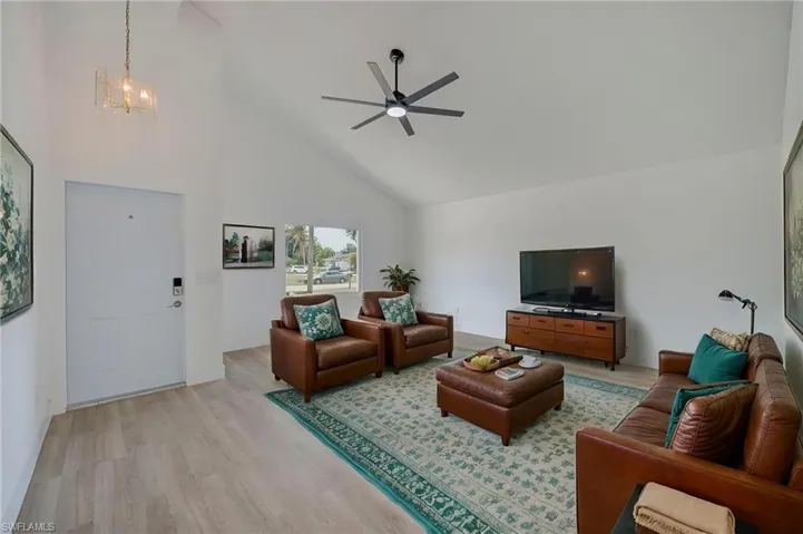 7337  Albany  RD, Fort Myers, FL 33967