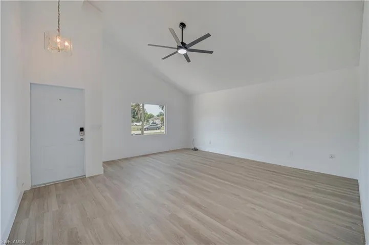 7337  Albany  RD, Fort Myers, FL 33967