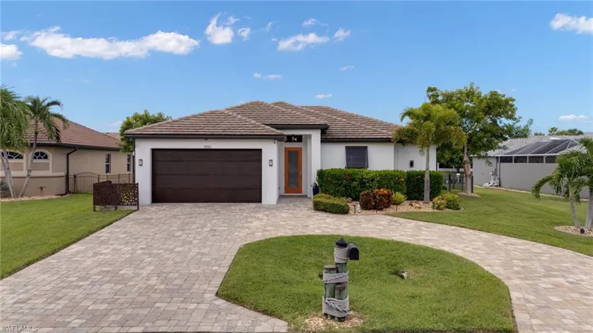 4550 Se 6th Ct, Cape Coral, Florida 33904