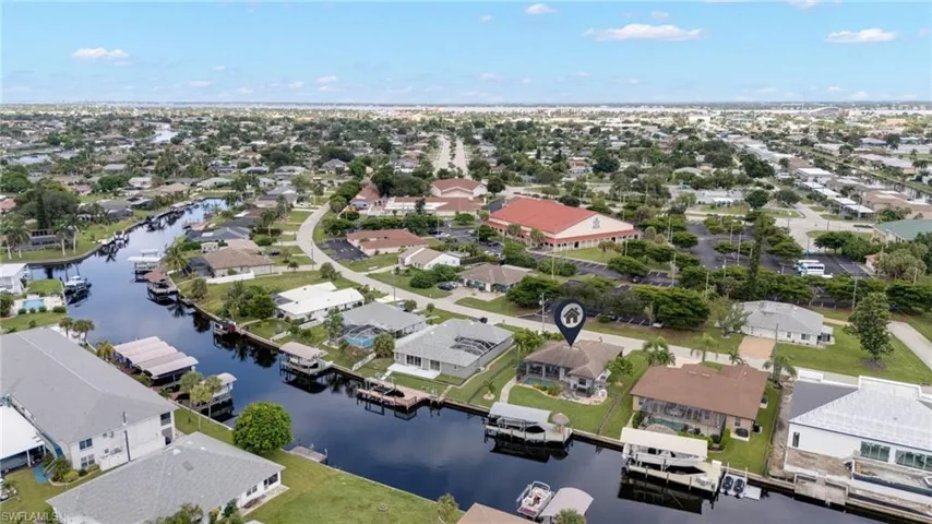 4550 Se 6th Ct, Cape Coral, Florida 33904