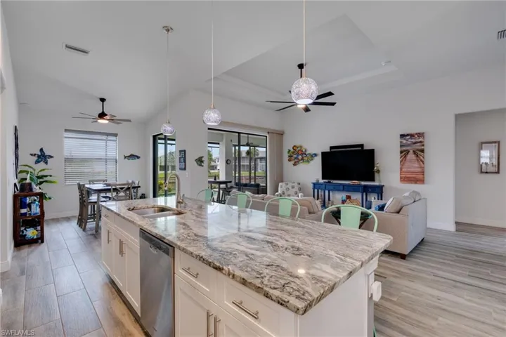 4550 Se 6th Ct, Cape Coral, Florida 33904