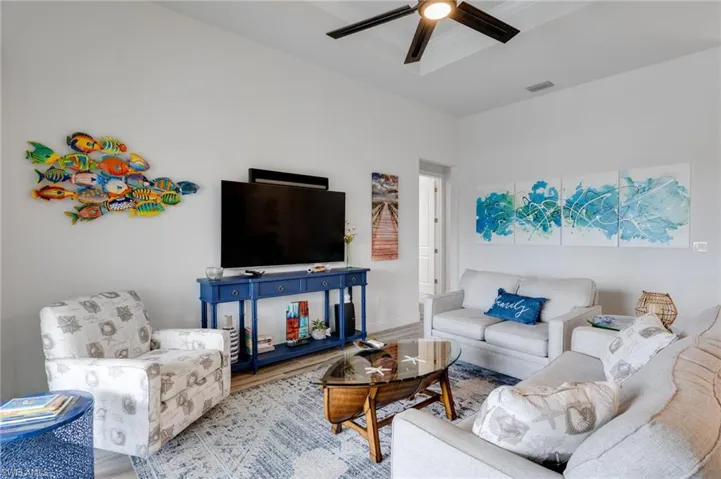 4550 Se 6th Ct, Cape Coral, Florida 33904