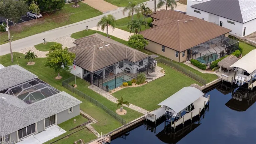 4550 Se 6th Ct, Cape Coral, Florida 33904
