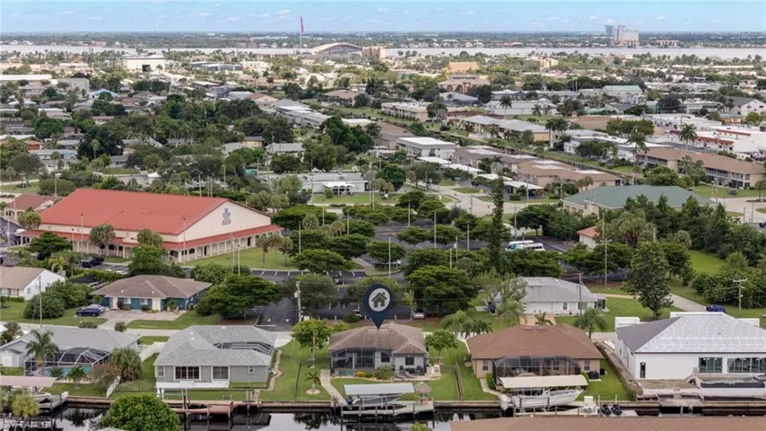 4550 Se 6th Ct, Cape Coral, Florida 33904