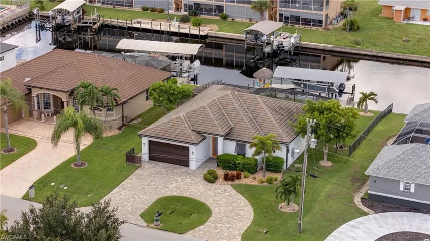 4550 Se 6th Ct, Cape Coral, Florida 33904