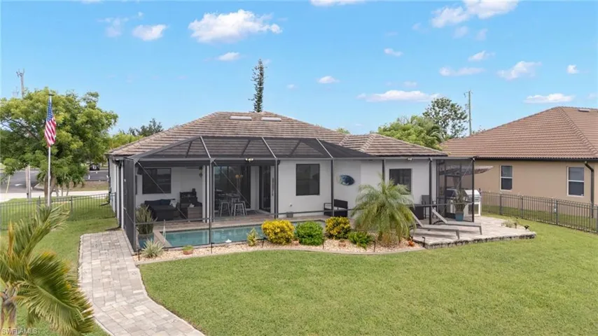 4550 Se 6th Ct, Cape Coral, Florida 33904