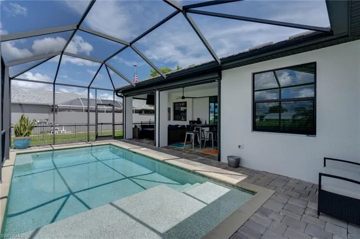 4550 Se 6th Ct, Cape Coral, Florida 33904