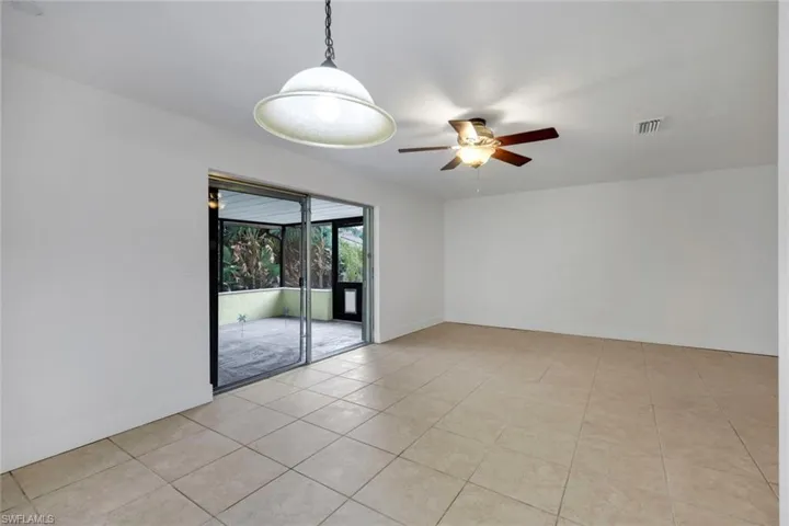 6302 Hofstra Ct W, Fort Myers, Florida 33919