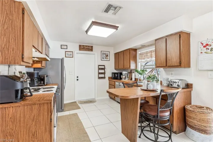 8088  Cypress S DR, Fort Myers, FL 33967