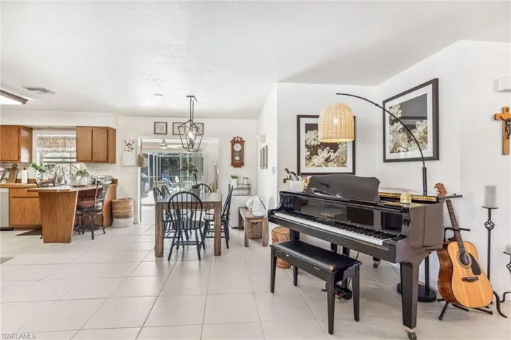 8088  Cypress S DR, Fort Myers, FL 33967