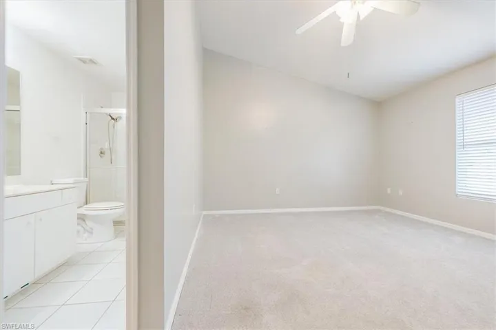 Ensuite bathroom in primary bathroom