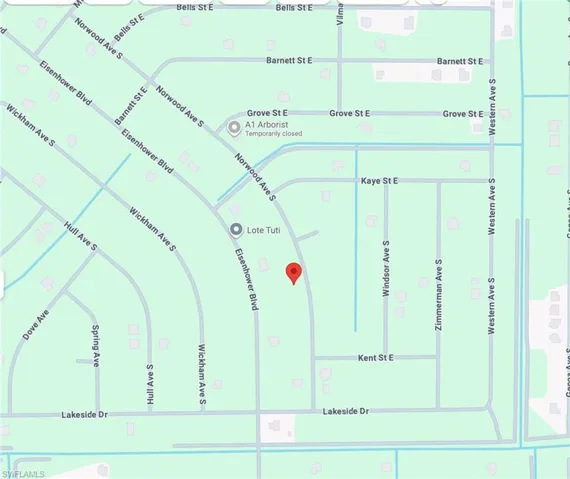 452 Norwood Ave S, Lehigh Acres, Florida 33974