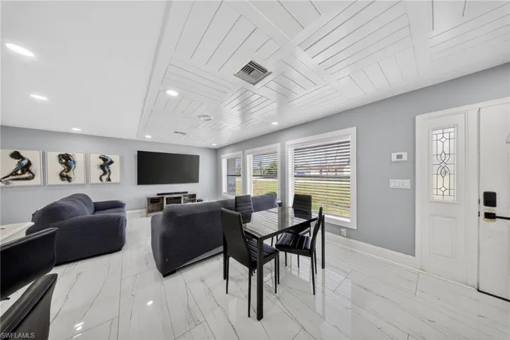 4572 32nd Ave Sw, Naples, Florida 34116