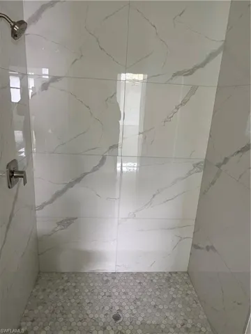 Pool Bath Shower