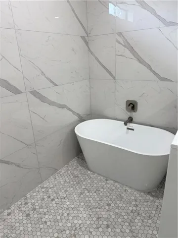 Tub inside Wet Room