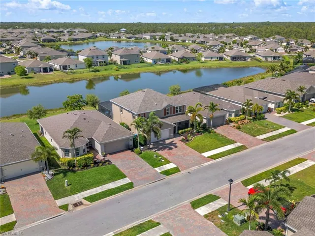 3490  Acapulco  CIR, Cape Coral, FL 33909