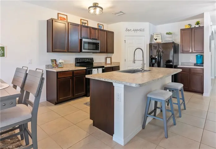 3490  Acapulco  CIR, Cape Coral, FL 33909