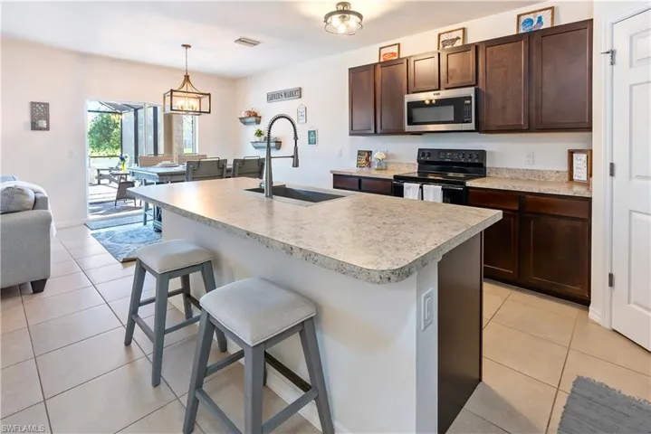 3490  Acapulco  CIR, Cape Coral, FL 33909