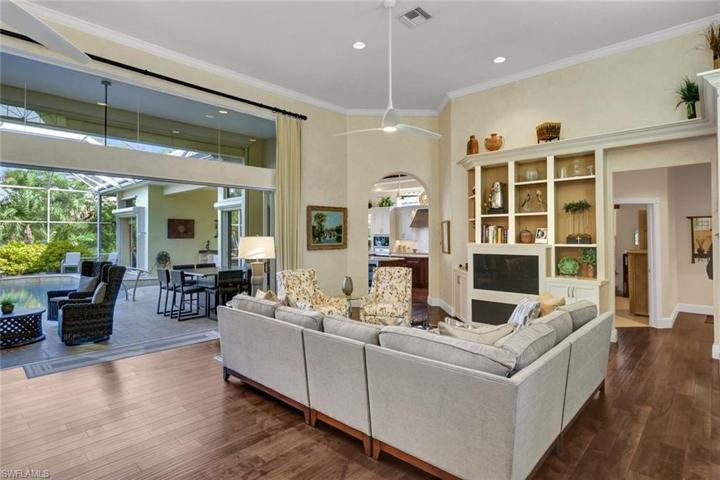 Family room with easy access to the lanai.