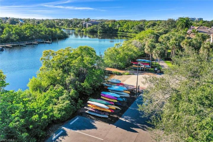 Kayak or canoe at your leisure. Residents have access to community canoes/kayaks.
