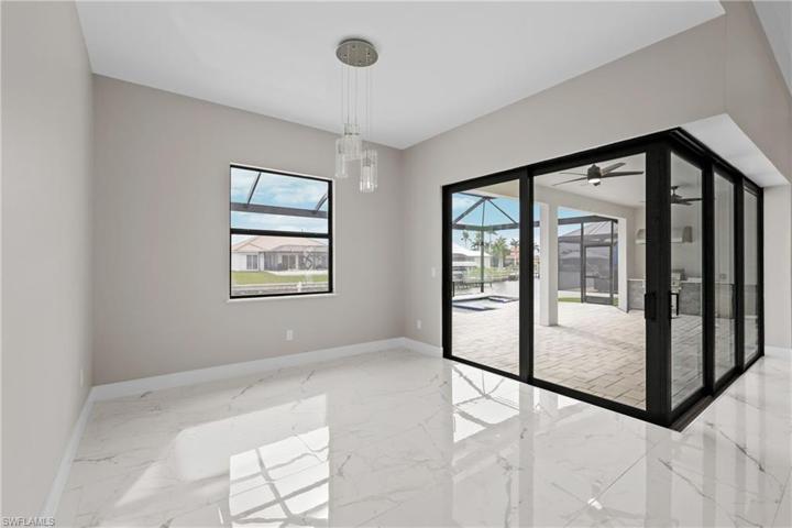 Family room and dining - 90 degree doors