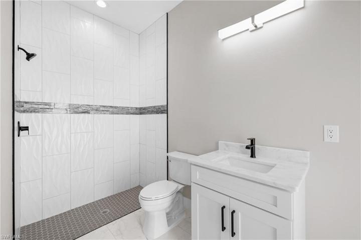 Guest bath 2 Pool bath and on-suite to geust bedroom 2