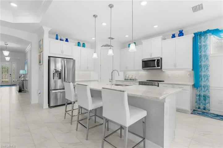 28024 Seasons Tide Ave, Bonita Springs, Florida 34135