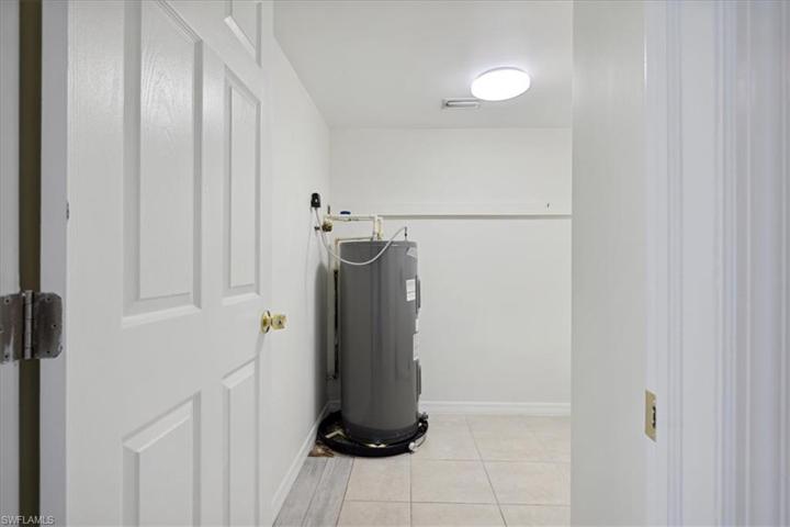 1051  Palm  AVE, North Fort Myers, FL 33903