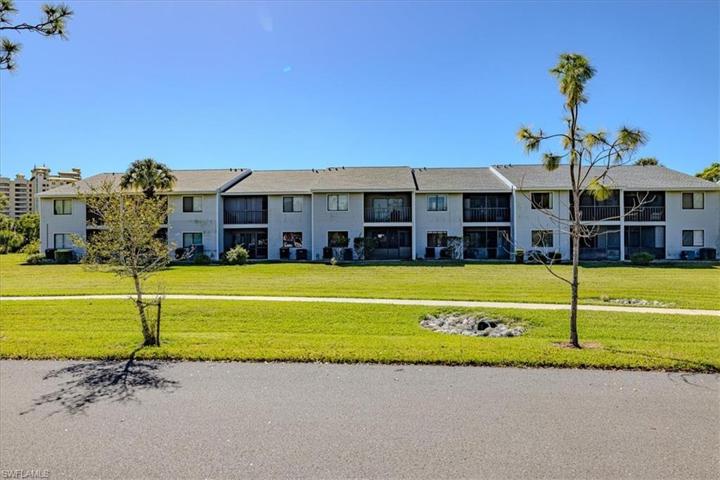 1051  Palm  AVE, North Fort Myers, FL 33903