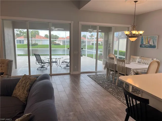 4305  Montalvo  CT, Naples, FL 34109