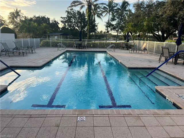 4305  Montalvo  CT, Naples, FL 34109