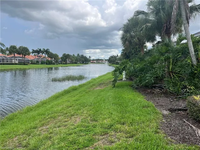 4305  Montalvo  CT, Naples, FL 34109