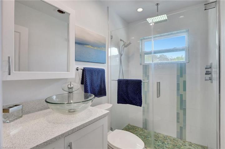 Main Suite Bathroom