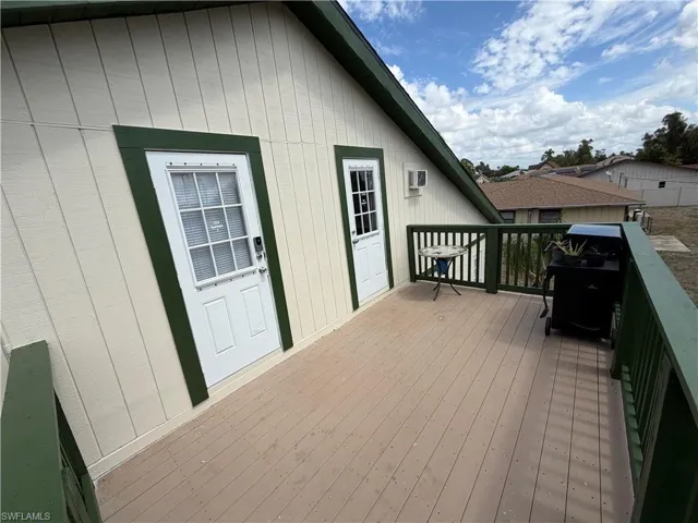 deck on 2nd floor