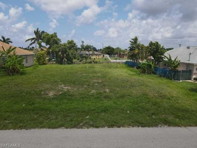 107 SE 16th PL, CAPE CORAL FL 33990