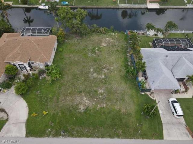 107 SE 16th PL, CAPE CORAL FL 33990