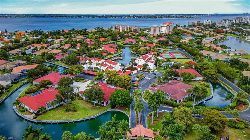 15117  Ports Of Iona  DR, Fort Myers, FL 33908