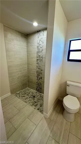 1105 Ne 6th Pl, Cape Coral, Florida 33909