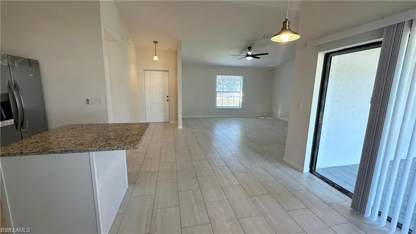 1105 Ne 6th Pl, Cape Coral, Florida 33909
